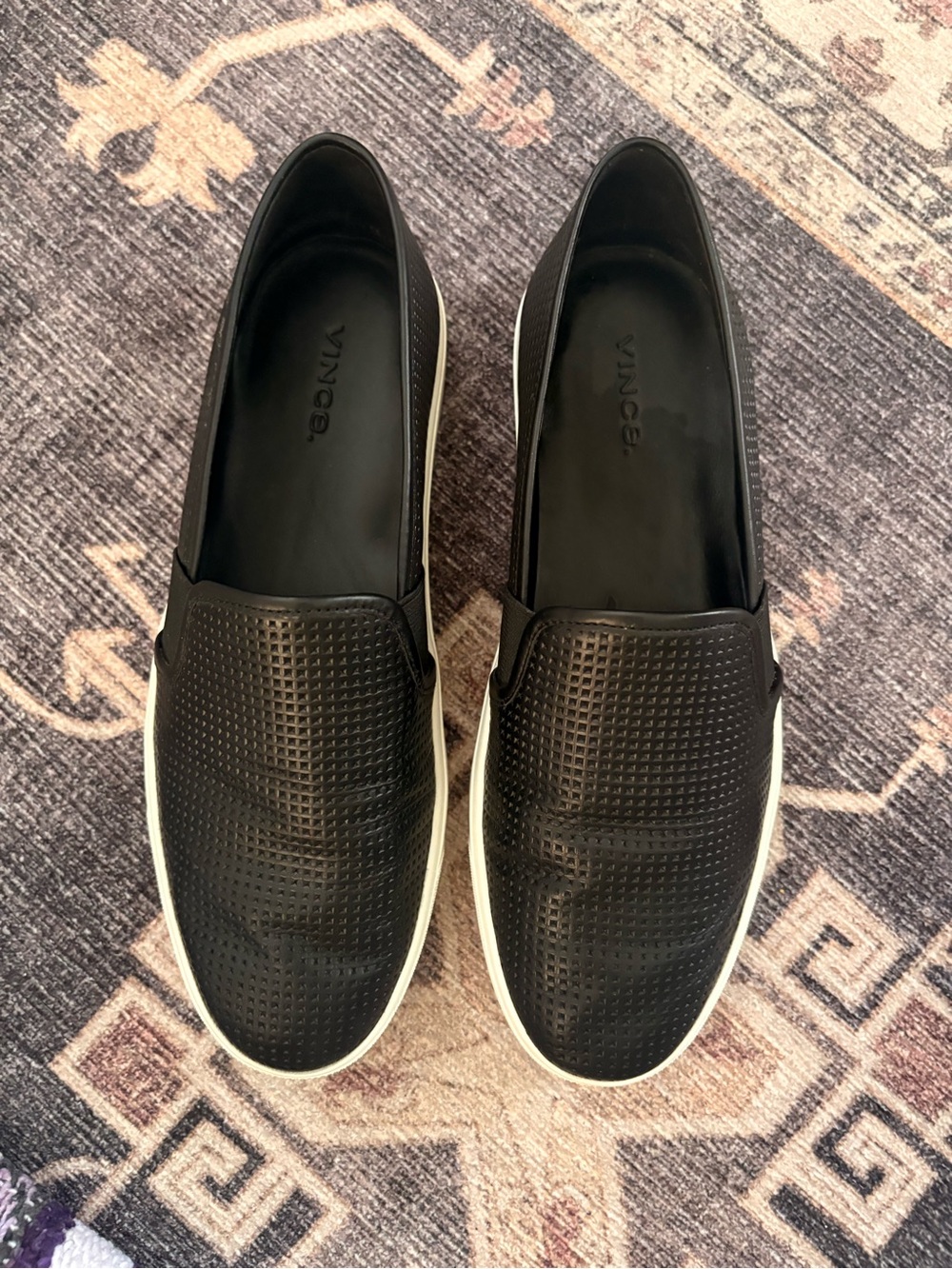 Vince Women's Blair Slip On Sneakers Size 8.5